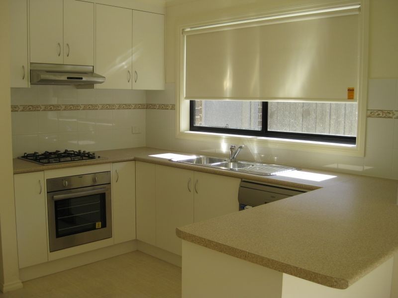 8/80-84 Potts Road, Langwarrin VIC 3910