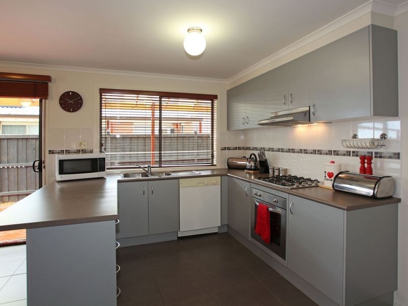 104 Ridgemont Drive, Berwick VIC 3806