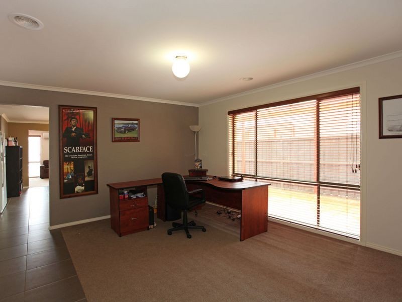 104 Ridgemont Drive, Berwick VIC 3806