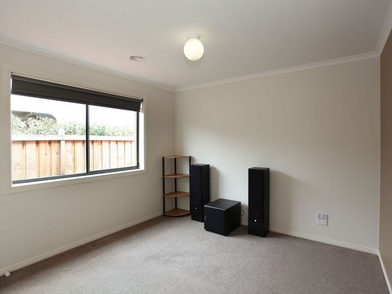 104 Ridgemont Drive, Berwick VIC 3806