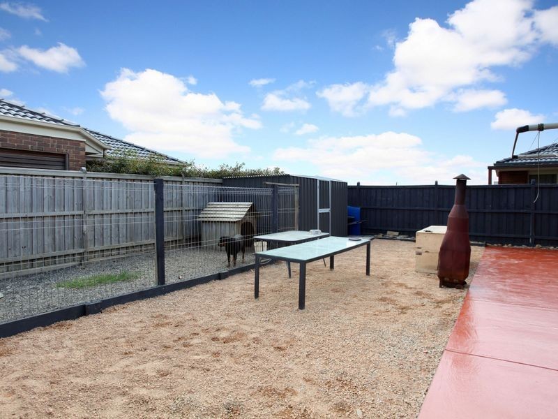 104 Ridgemont Drive, Berwick VIC 3806
