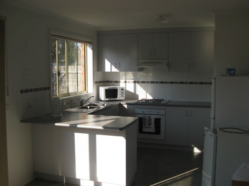 4/249-251 Monahans Road, Cranbourne West VIC 3977