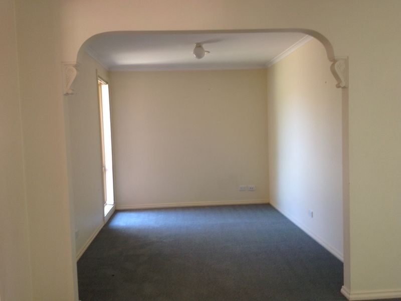 18 Raneen Drive, Langwarrin VIC 3910