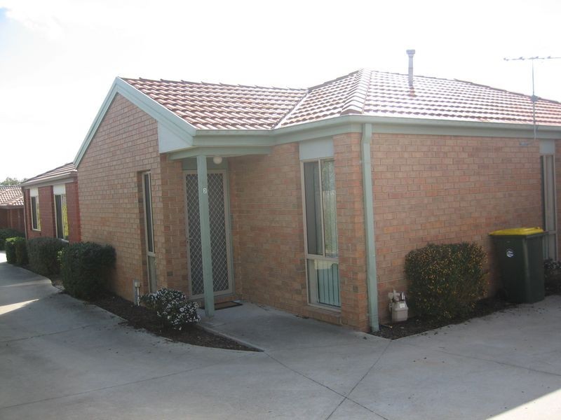 2/18 Huntingtower Crescent, Langwarrin VIC 3910