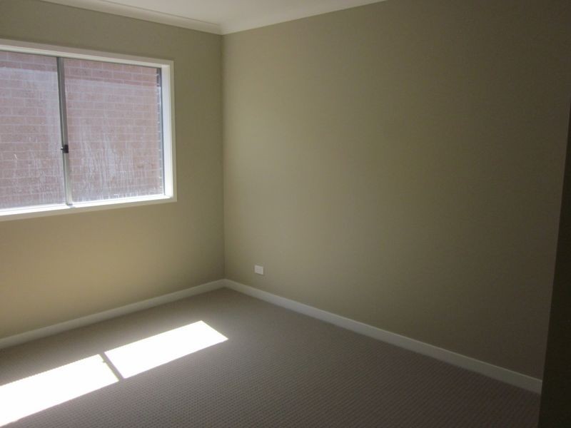 5 Rhinelander Close, Clyde North VIC 3978