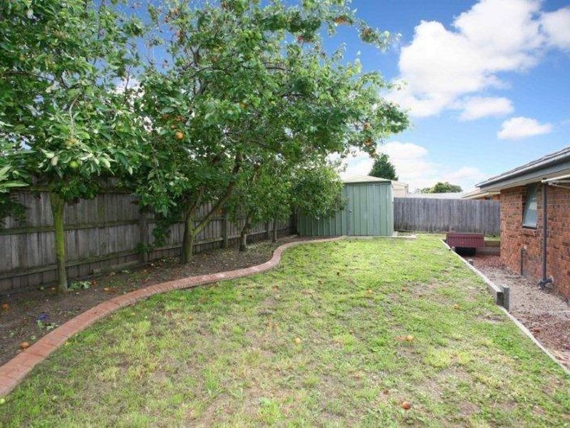 57 Lodge Crescent, Berwick VIC 3806
