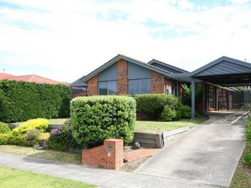 57 Lodge Crescent, Berwick VIC 3806