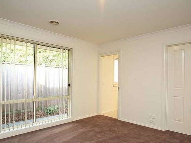 52 Marsh Grove, Berwick VIC 3806