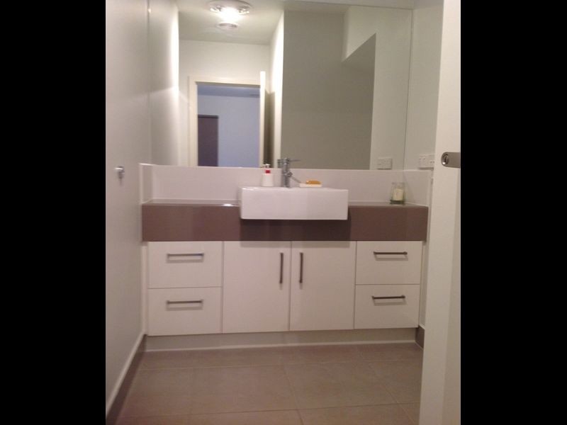 2/14 Kilvington Court, Berwick VIC 3806