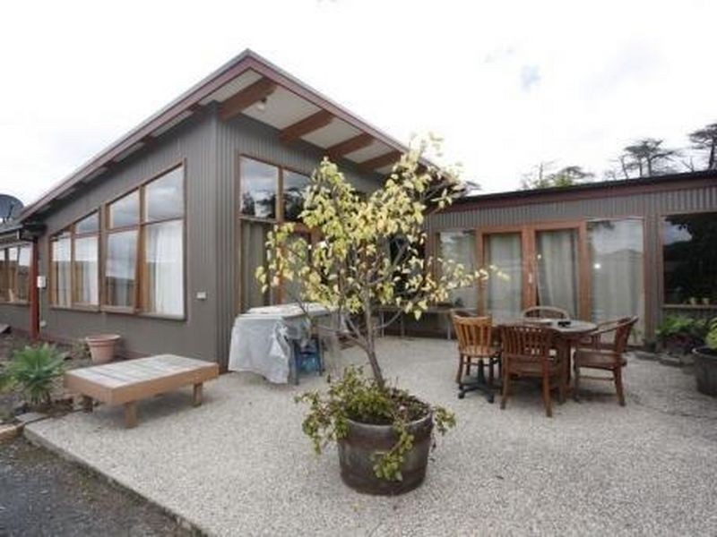 340 Princes Highway, Officer VIC 3809