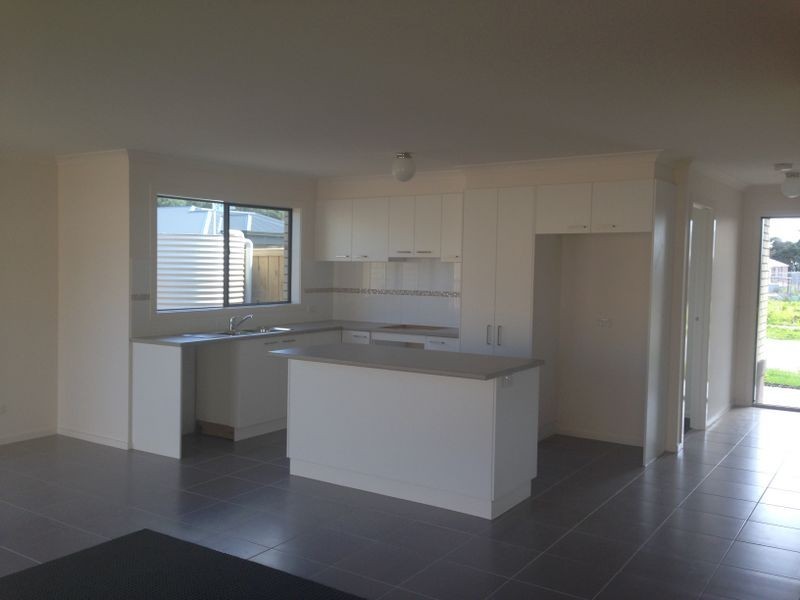 2 Romina Drive, Langwarrin VIC 3910