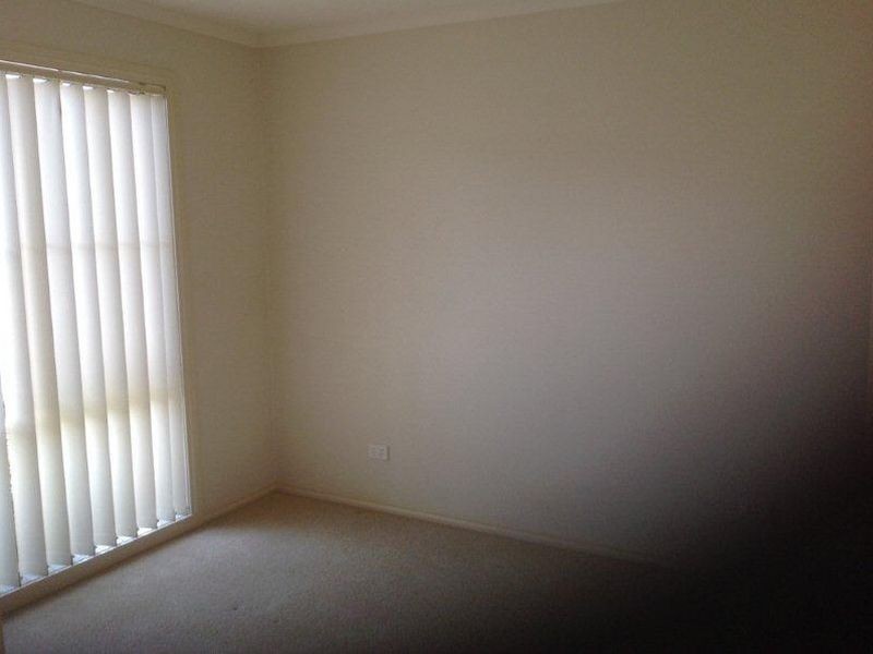 2/49-51 Dartmoor Drive, Cranbourne VIC 3977