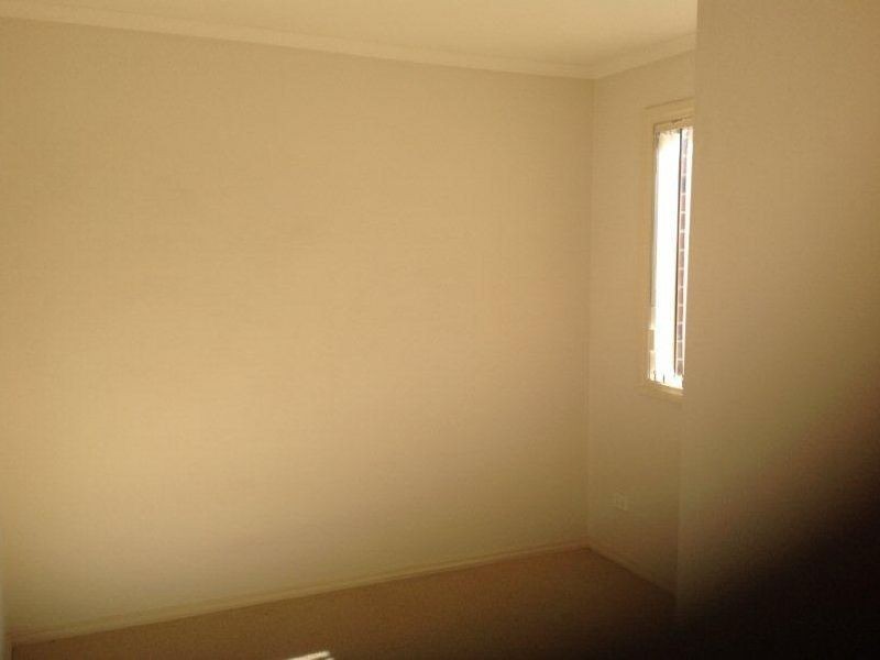 2/49-51 Dartmoor Drive, Cranbourne VIC 3977