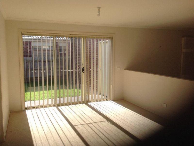 2/49-51 Dartmoor Drive, Cranbourne VIC 3977