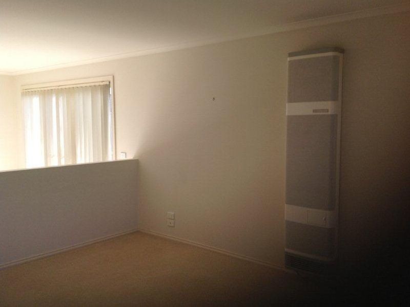 2/49-51 Dartmoor Drive, Cranbourne VIC 3977