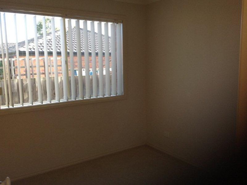 2/49-51 Dartmoor Drive, Cranbourne VIC 3977