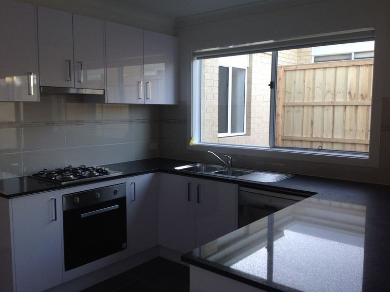 11/19 Cotswold Crescent, Officer VIC 3809