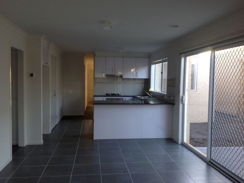 11/19 Cotswold Crescent, Officer VIC 3809