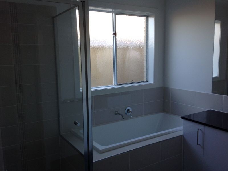 11/19 Cotswold Crescent, Officer VIC 3809