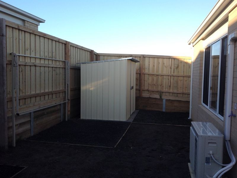 11/19 Cotswold Crescent, Officer VIC 3809