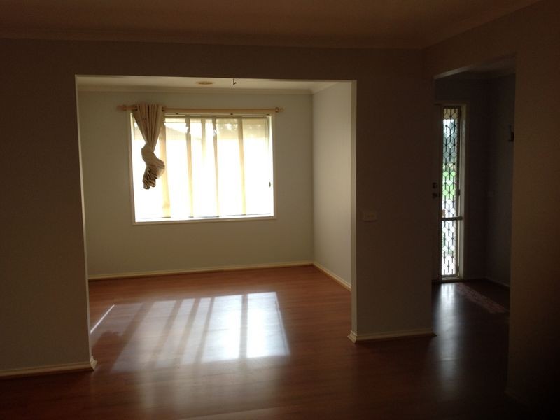 7 Willowbank Place, Cranbourne East VIC 3977