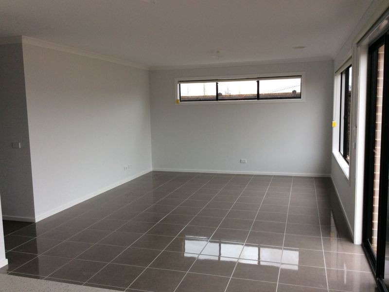 1/19 Cotswold Crescent, Officer VIC 3809