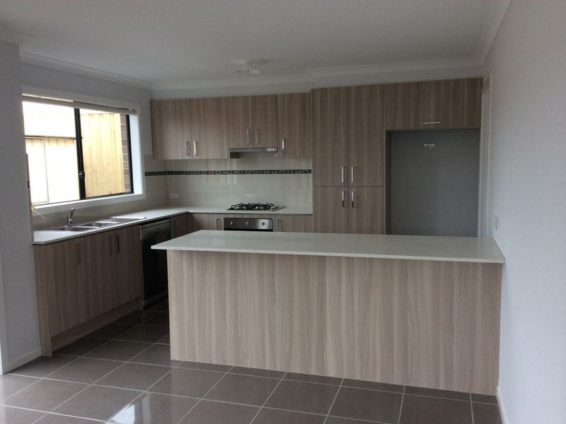 1/19 Cotswold Crescent, Officer VIC 3809