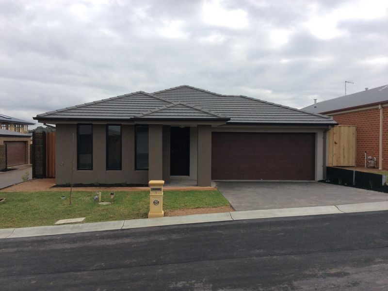 1/19 Cotswold Crescent, Officer VIC 3809