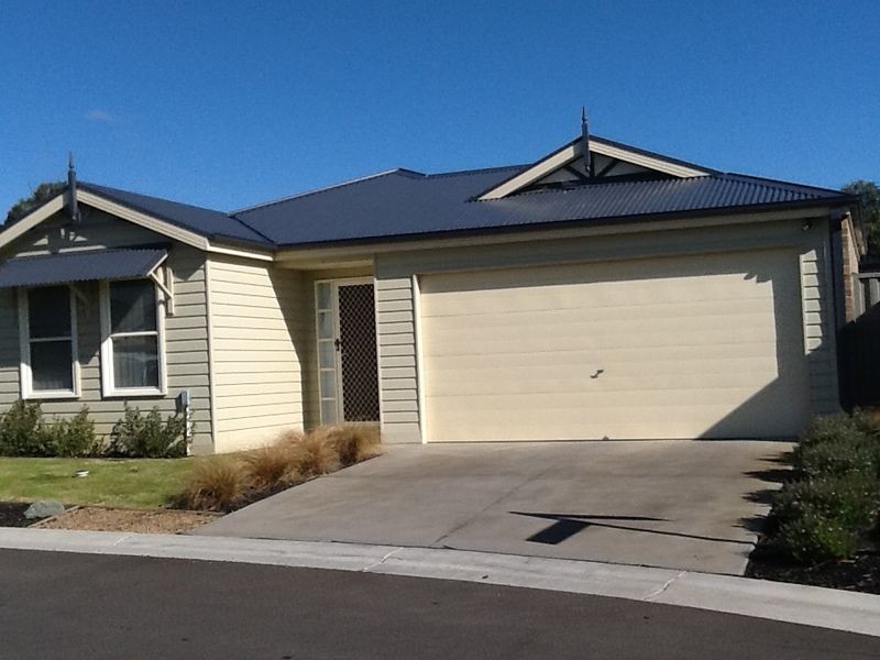 25 Newcastle Way, Langwarrin VIC 3910