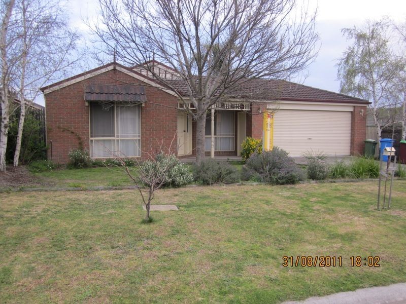 6 Yiota Court, Berwick VIC 3806