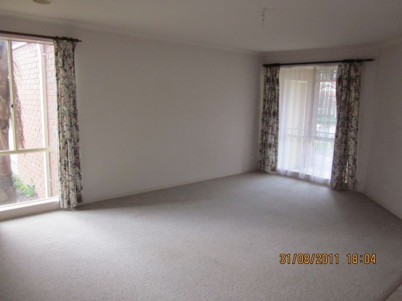 6 Yiota Court, Berwick VIC 3806