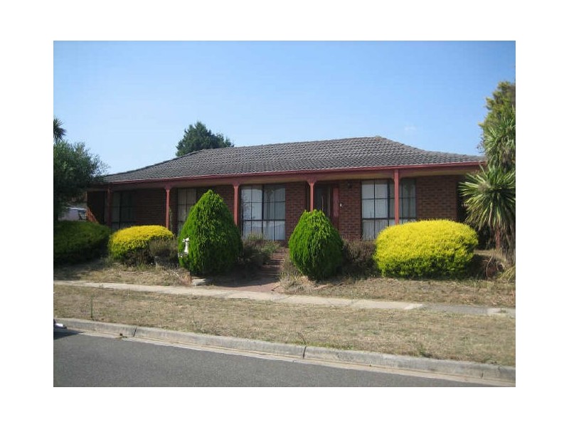 96 Darling Way, Narre Warren VIC 3805