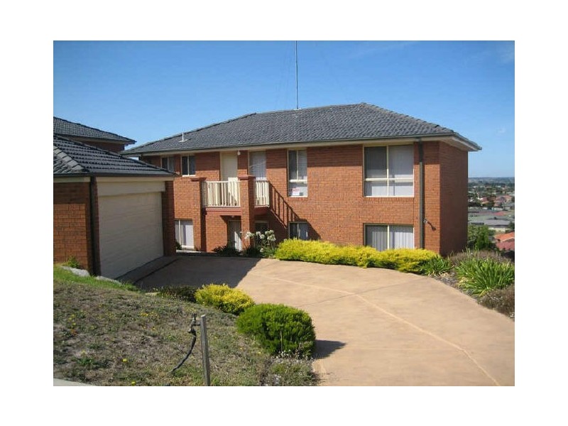 33 Milfull Court, Berwick VIC 3806