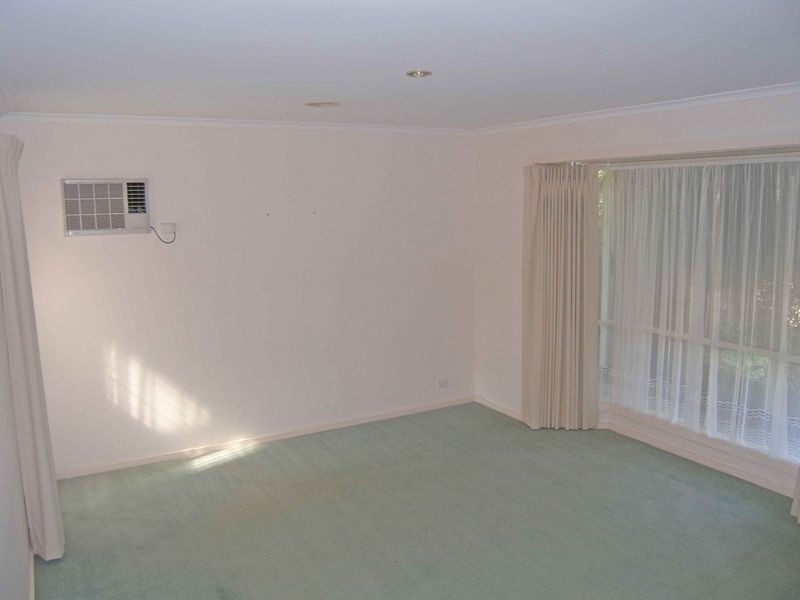 30 Railway Avenue, Beaconsfield VIC 3807