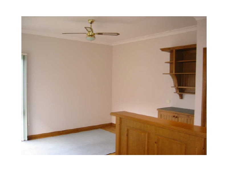 6 Zena Place, Berwick VIC 3806