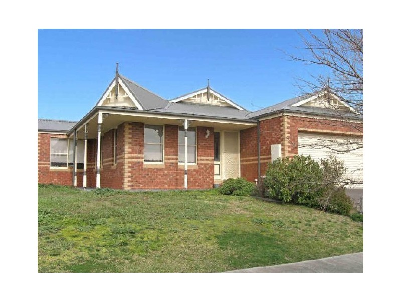 7 Edgbaston Circuit, Berwick VIC 3806