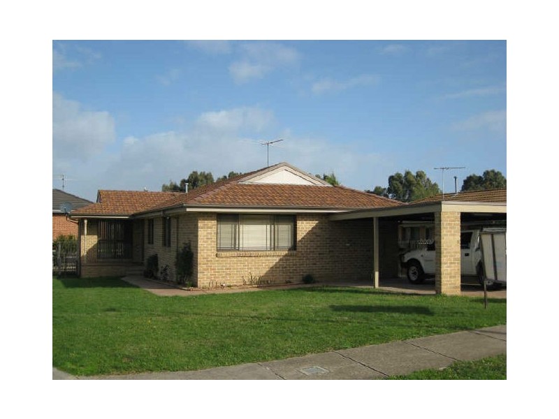 16 Kevin Close, Beaconsfield VIC 3807