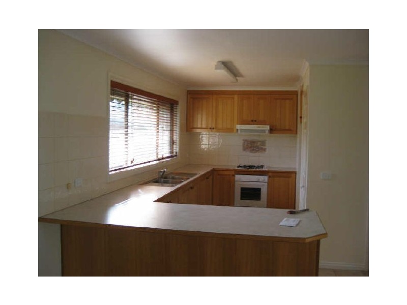 16 Kevin Close, Beaconsfield VIC 3807