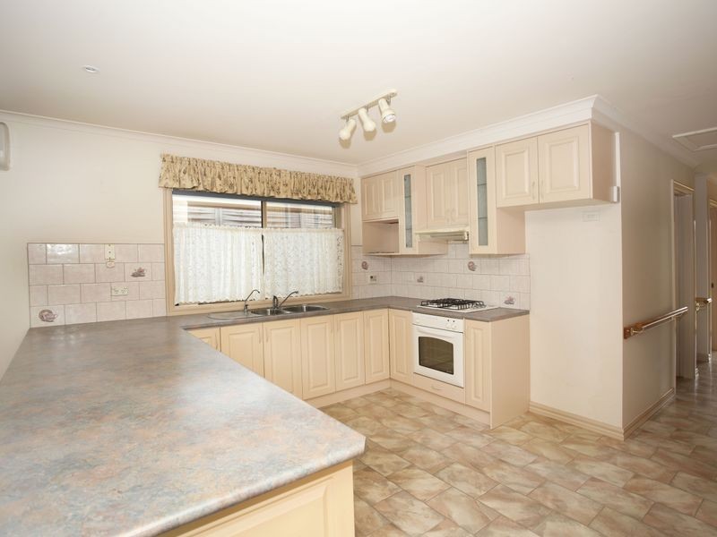 12 Railway Avenue, Beaconsfield VIC 3807