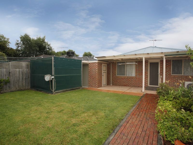 12 Railway Avenue, Beaconsfield VIC 3807