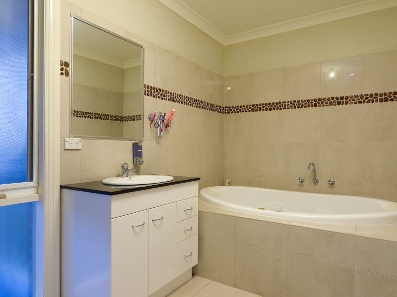 2 Classic Court, Berwick VIC 3806