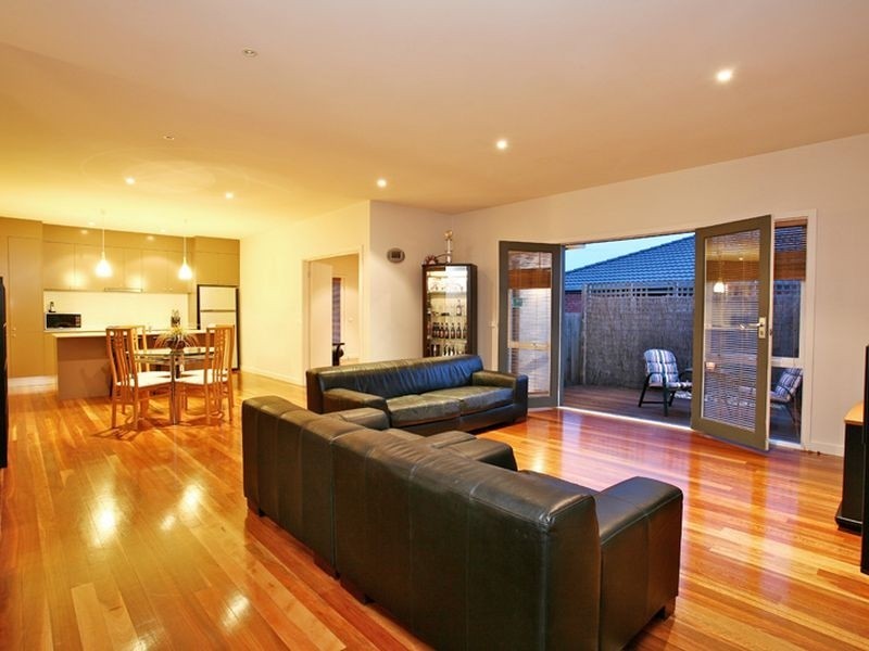 10 Glenisla Way, Berwick VIC 3806