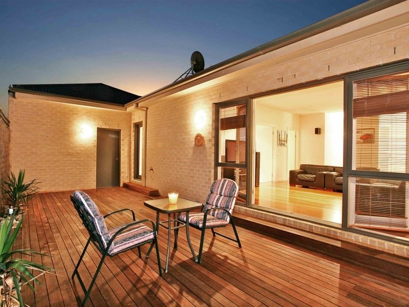 10 Glenisla Way, Berwick VIC 3806