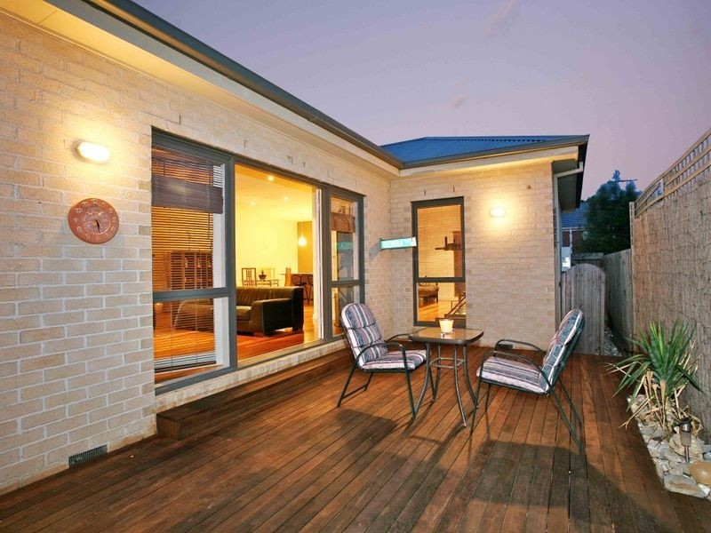 10 Glenisla Way, Berwick VIC 3806