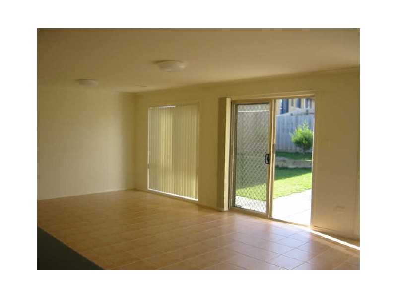 4 Marina Court, Berwick VIC 3806