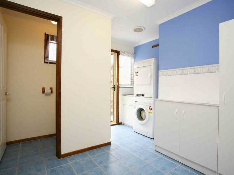 20 Bemersyde Drive, Berwick VIC 3806