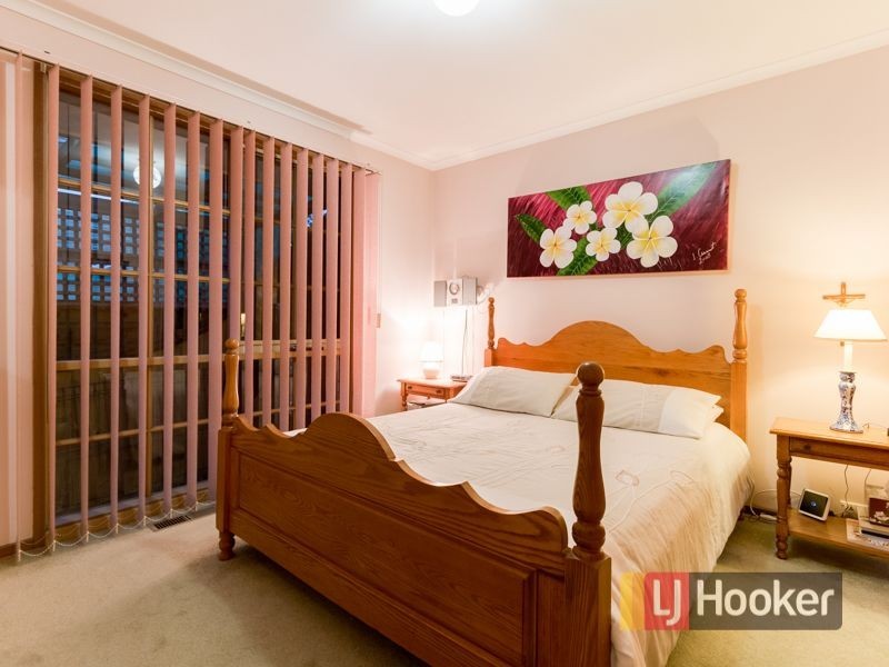 8 Maryn Close, Berwick VIC 3806