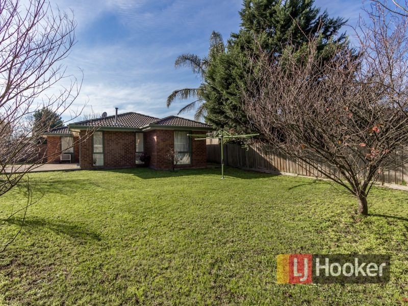 5 Yandilla Court, Berwick VIC 3806