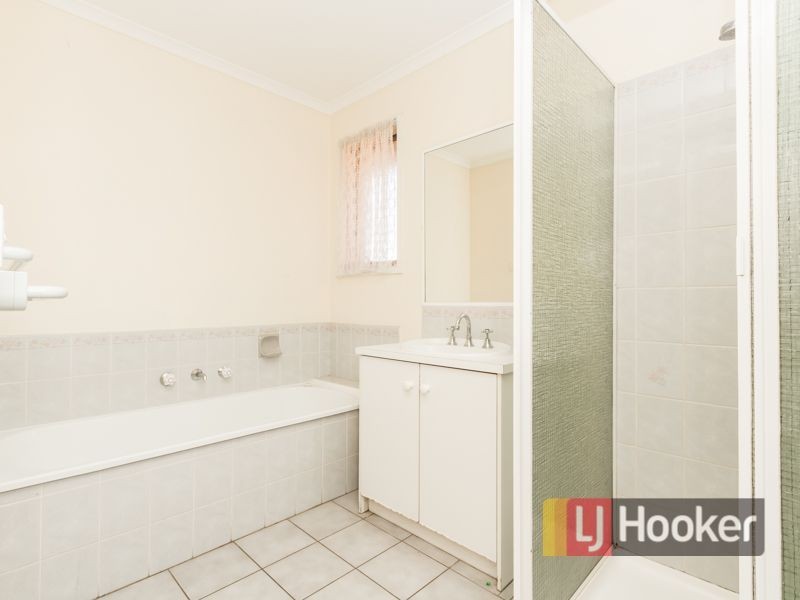 5 Yandilla Court, Berwick VIC 3806