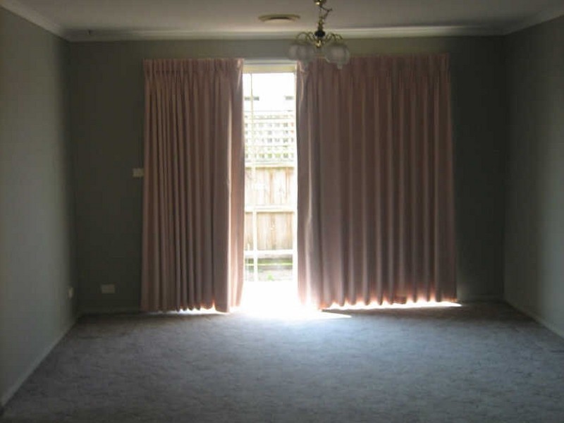 16 Baringa Park Drive, Narre Warren South VIC 3805